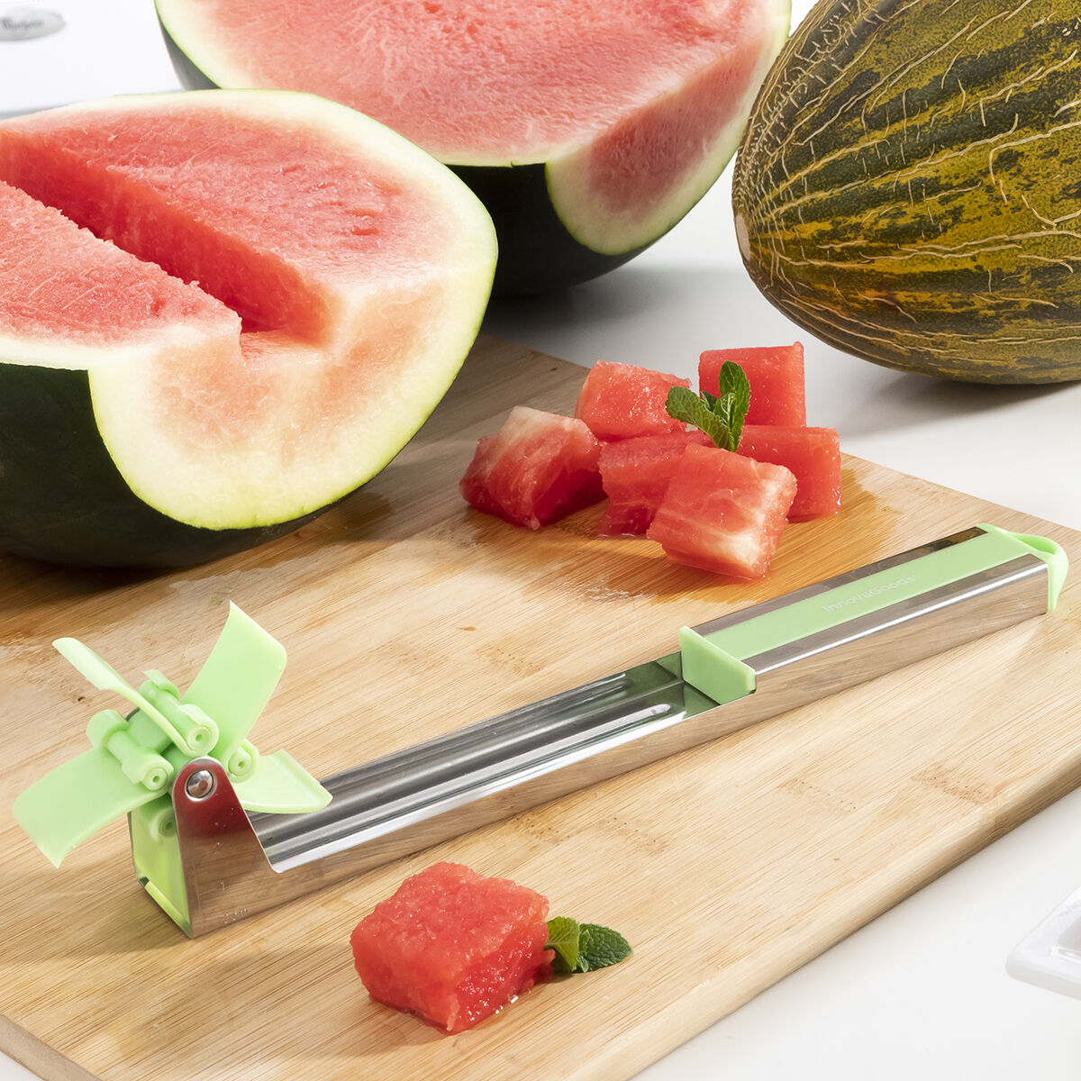 Watermelon Cube Cutter InnovaGoods Cutmil – Easy Fruit Slicer